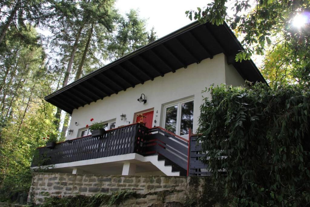 The Vianden Cottage - Charming Cottage In The Forest エクステリア 写真